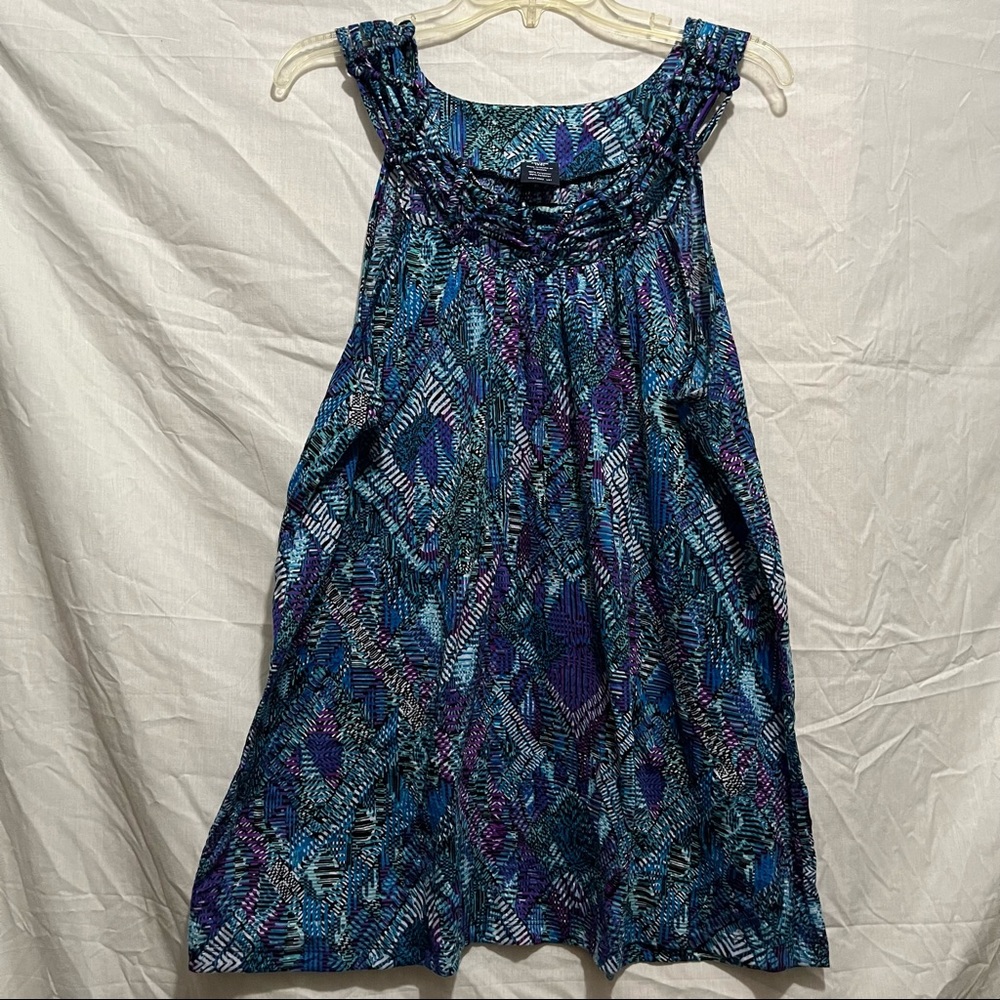 Blue geometric pattern tank top